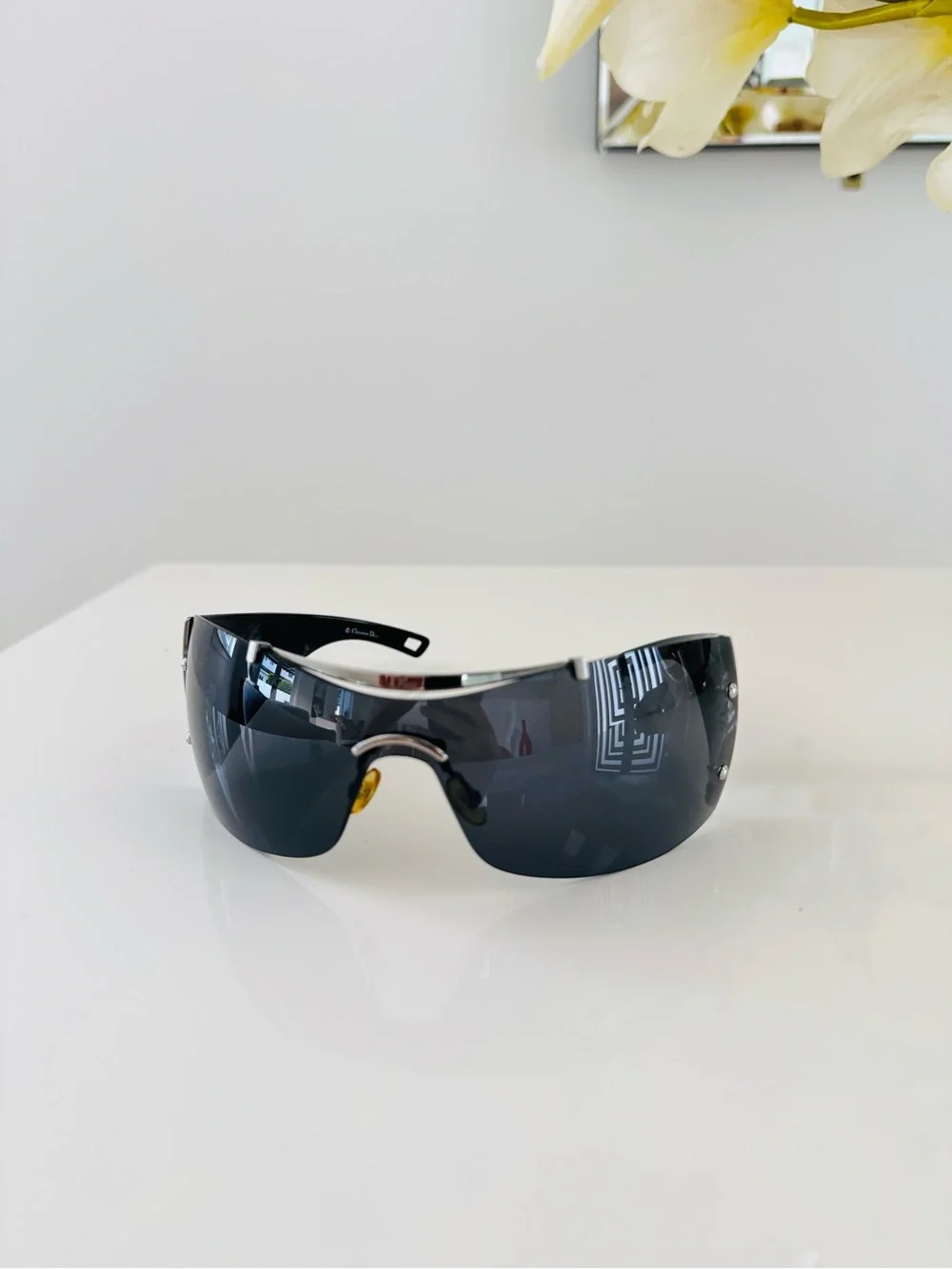 Extremely RARE 🖤 Vintage Christian Dior black & silver Rimless sunglasses - Picture 6 of 9